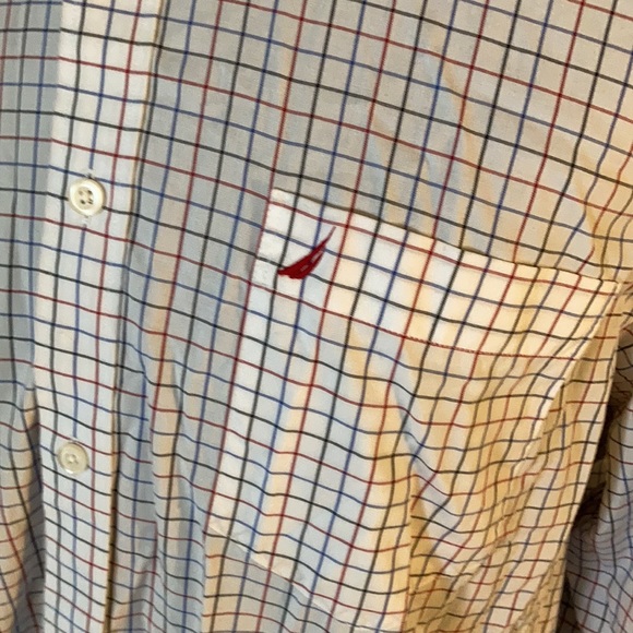Nautica casual dress shirt red black blue checkered clean white button up - Picture 2 of 8